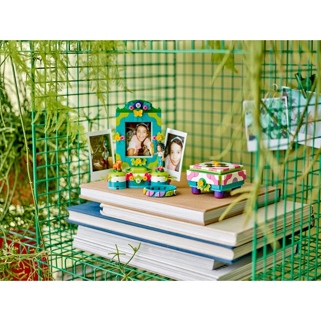 LEGO | Disney Encanto Mirabel’s Photo Frame and Jewellery Box Buildable Toy with Character 43239